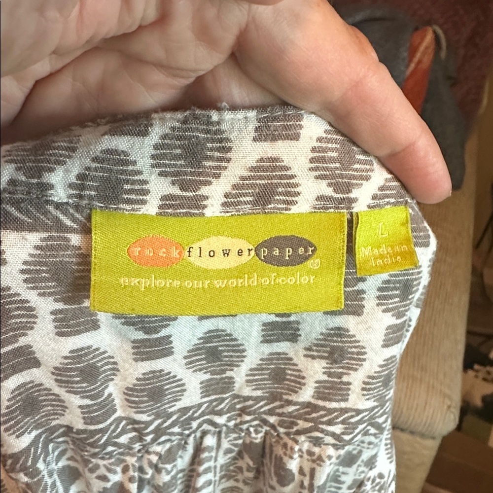 Patterned Henley Tunic - Picture 4 of 7